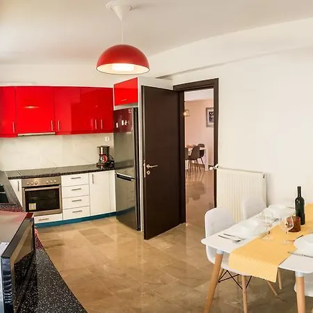 Taurus Apartmán Atény